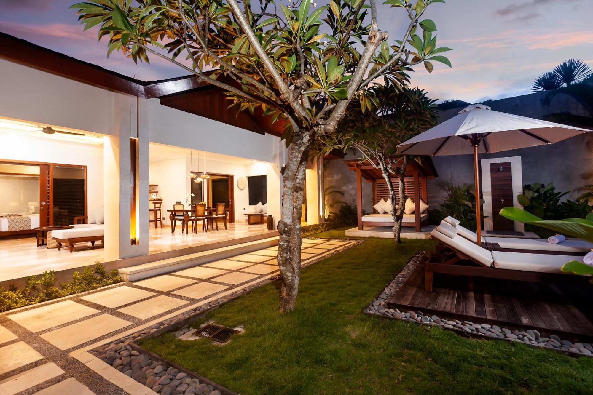 Ghana Villa Seminyak By Pramana Villas Екстер'єр фото